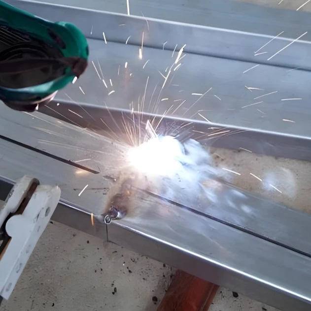 Photovoltaic Welding Processing Photovoltaic Welding Processing